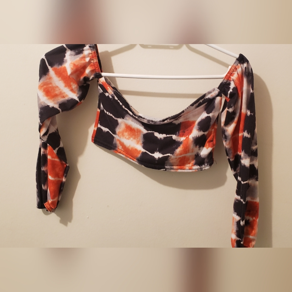 Women's PrettyLittleThing crop top